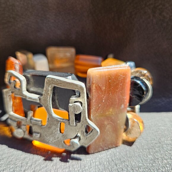 Anne-Marie Chagnon Sculptural Cuff Bracelet - Picture 10 of 15